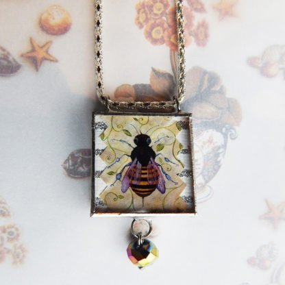 Danasimson.com just bee pendant